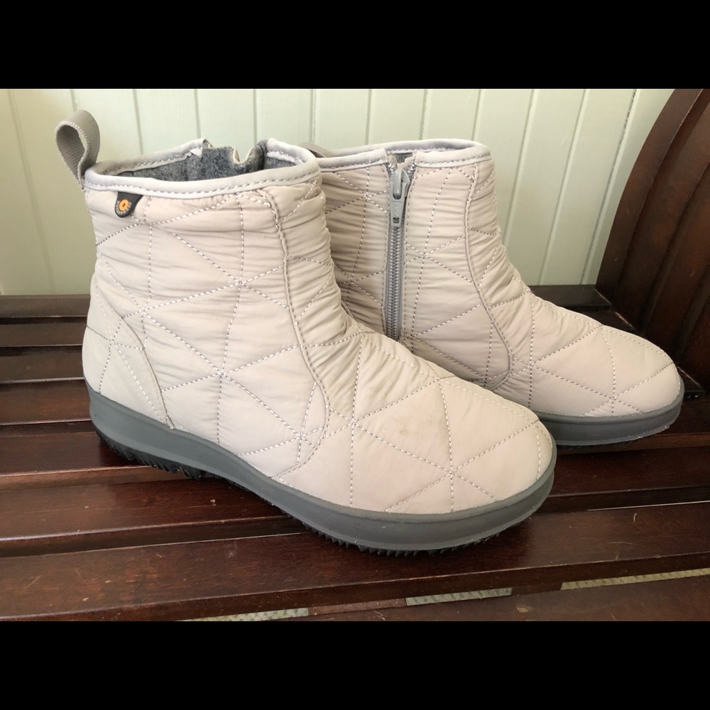 Women’s Bogs Snowday  Low Boots